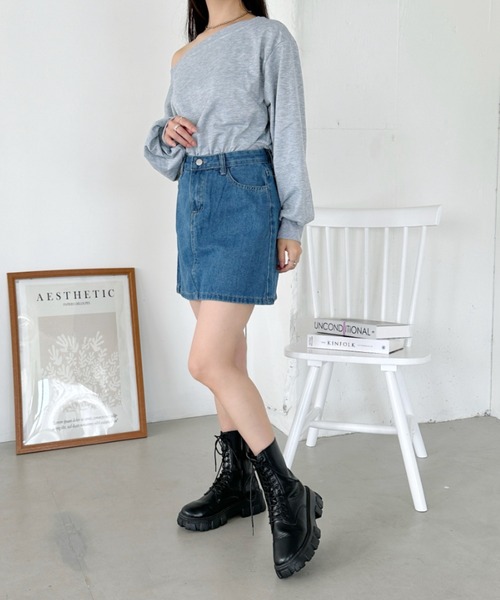 CHANEL コットン デニム ひざ丈 台形 スカート ブラック 34 CLEA（クレア）の「コットンデニム台形ミニスカート（デニム