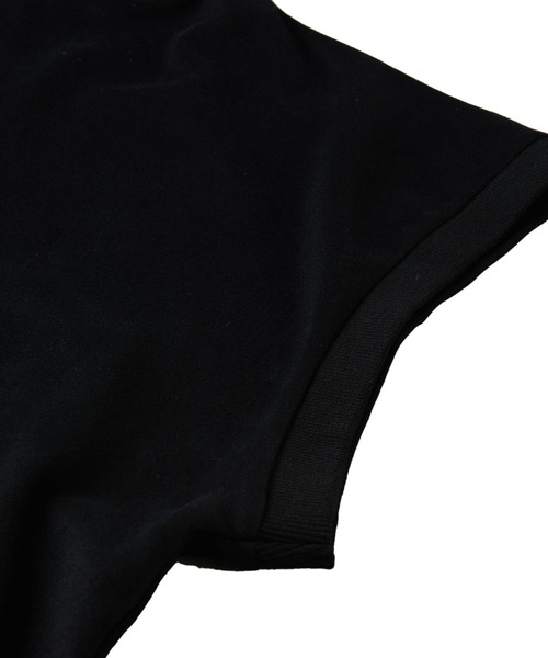 NO ID.（ノーアイディ）の「【NO ID.】Dolman Sleeve Hooded Poncho / ドルマン スリーブ フード ポンチョ（ポンチョ・メンズ・ブラック/ホワイト/グリーン・ONE SIZE）」の11枚目の写真