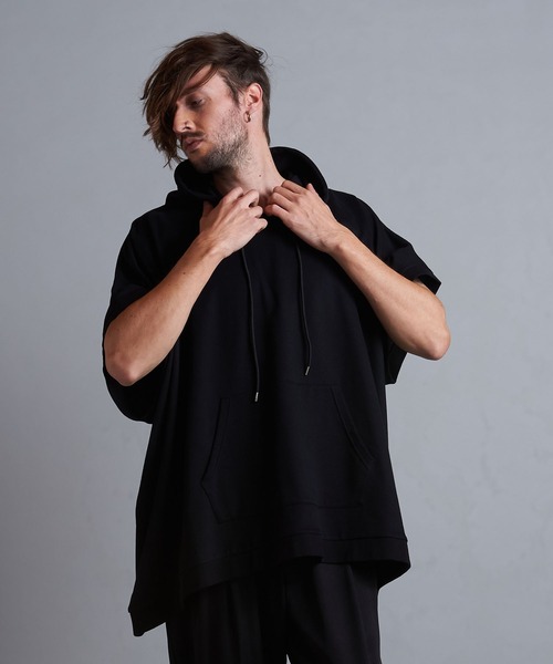 NO ID.（ノーアイディ）の「【NO ID.】Dolman Sleeve Hooded Poncho / ドルマン スリーブ フード ポンチョ（ポンチョ・メンズ・ブラック/ホワイト/グリーン・ONE SIZE）」の16枚目の写真
