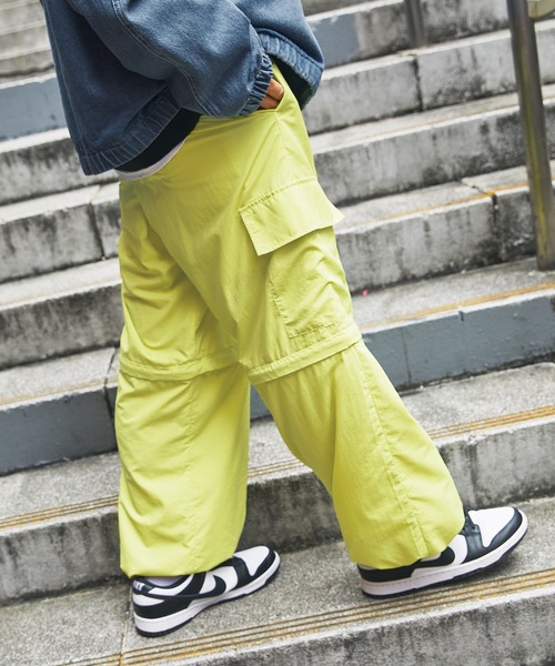MSG（エムエスジー）の「ナイロン2wayワイドカーゴパンツ　サイドライン（カーゴパンツ・メンズ・オフホワイト/ベージュ/ライム/ブラック/ブラック系・L/M/S/XL）」の9枚目の写真