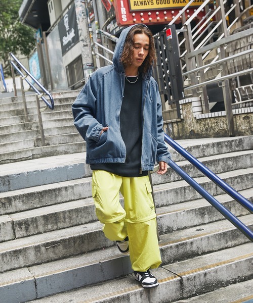 MSG（エムエスジー）の「ナイロン2wayワイドカーゴパンツ　サイドライン（カーゴパンツ・メンズ・オフホワイト/ベージュ/ライム/ブラック/ブラック系・L/M/S/XL）」の8枚目の写真