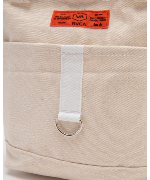 RVCA（ルーカ）の「RVCA メンズ  CHAINMAIL SMALL CANVAS BAG バッグ【2023年春夏モデル】/ルーカキャンバススモールトート（トートバッグ・メンズ・ブラック/ホワイト・FREE）」の11枚目の写真