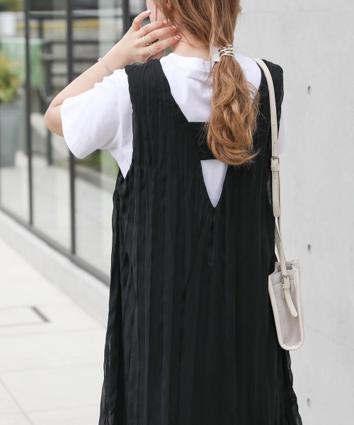 Bab（バブ）の「【低身長向けサイズあり】シワプリーツジャンパーワンピース（ジャンパースカート・レディース・アイボリー/モカ/ライトグレー/ブラック・S/M）」の9枚目の写真