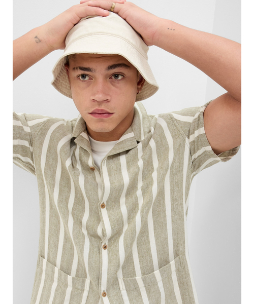 GAP（ギャップ）の「コットンリネン カバナシャツ（シャツ/ブラウス・メンズ・イエロー/カーキ・S/L/M/XL/XS）」の6枚目の写真