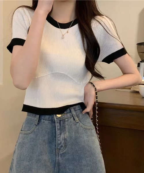 Sibra(シブラ)の「配色ニットトップス(Tシャツ/カットソー・レディース・ホワイト/ベージュ/ブラック・M)」の2枚目の写真