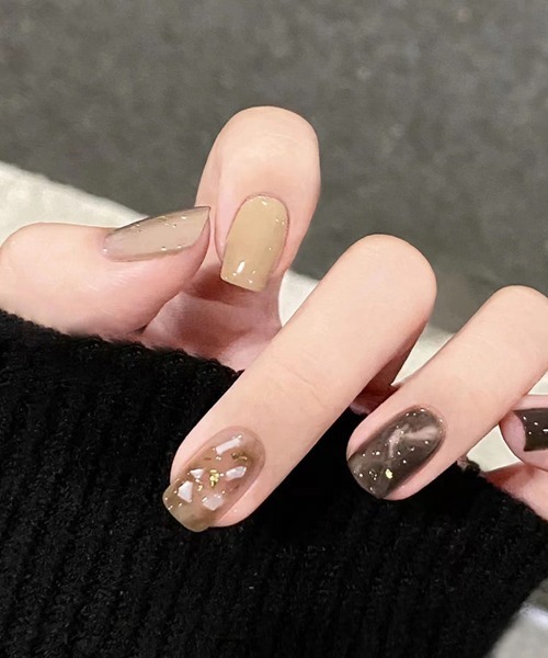 Doux Belle（ドゥーベル）の「ネイルチップ ネイル セルフネイル（ネイルシール/ネイルチップ・レディース・A/B/C/L/P/I/D/E/G/M/F/K/O/H/J/T/U/V/Q/R/S・FREE）」の6枚目の写真