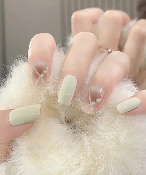 Doux Belle（ドゥーベル）の「ネイルチップ ネイル セルフネイル（ネイルシール/ネイルチップ・レディース・A/B/C/L/P/I/D/E/G/M/F/K/O/H/J/T/U/V/Q/R/S・FREE）」の12枚目の写真