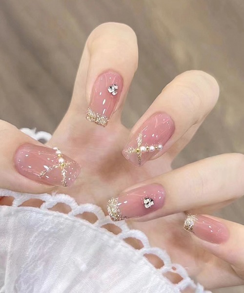 Doux Belle（ドゥーベル）の「ネイルチップ ネイル セルフネイル（ネイルシール/ネイルチップ・レディース・A/B/C/L/P/I/D/E/G/M/F/K/O/H/J/T/U/V/Q/R/S・FREE）」の16枚目の写真