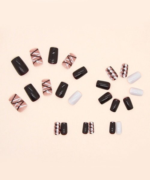 Doux Belle（ドゥーベル）の「ネイルチップ ネイル セルフネイル（ネイルシール/ネイルチップ・レディース・A/B/C/L/P/I/D/E/G/M/F/K/O/H/J/T/U/V/Q/R/S・FREE）」の22枚目の写真