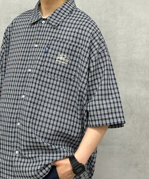 WHO'S WHO gallery（フーズフーギャラリー）の「COOPER FACT チェック刺繍半袖ビッグシャツ（シャツ/ブラウス・レディース・インディゴブルー/ネイビー/ベージュ/サックスブルー/ブラック・FREE）」の16枚目の写真