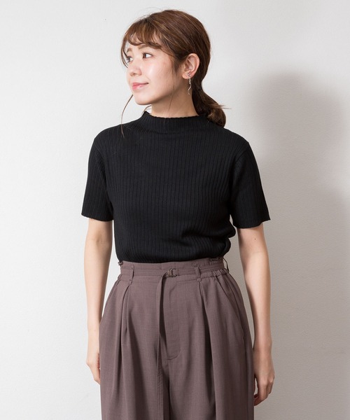 atONE(アットワン)の「atONE プチハイネックハーフスリーブサマーニット(ニット/セーター・レディース・ブルー/ブラック/グレイッシュベージュ/オフホワイト・M-L/LL~3L/4L~5L)」の2枚目の写真