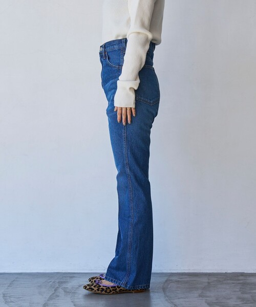 coen(コーエン)の「フレアデニムパンツ(デニムパンツ・レディース・ブラック/コバルトブルー・S/M/L)」の9枚目の写真