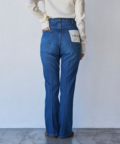 coen(コーエン)の「フレアデニムパンツ(デニムパンツ・レディース・ブラック/コバルトブルー・S/M/L)」の10枚目の写真