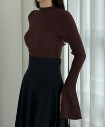 フレアスリットスリーブハイネックリブニット