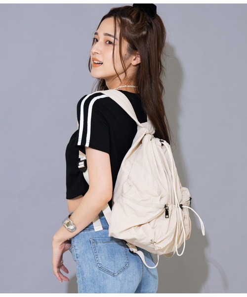 ANAP（アナップ）の「ナイロンドローコードリュック（バックパック/リュック・レディース・ブラック/ベージュ・FREE）」の10枚目の写真