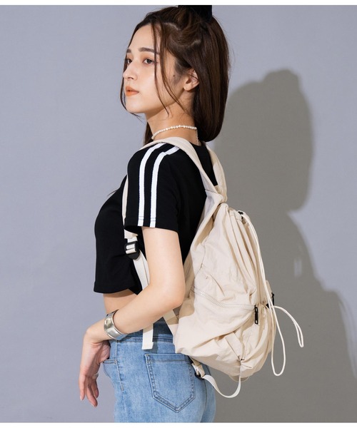 ANAP（アナップ）の「ナイロンドローコードリュック（バックパック/リュック・レディース・ブラック/ベージュ・FREE）」の9枚目の写真