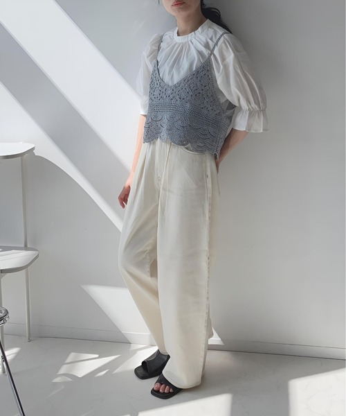 AS KNOW AS plus(アズノゥアズプラス)の「☆ベルト付タックワイドパンツ(デニムパンツ・レディース・サックスブルー/アイボリー/グレー系/ケミカルウォッシュ・FREE)」の7枚目の写真