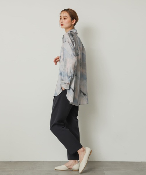 SENSE OF PLACE by URBAN RESEARCH(センスオブプレイスバイアーバンリサーチ)の「サテンルーズシャツ(シャツ/ブラウス・レディース・チャコールグレー/イエロー/ブルー系その他・ONE)」の9枚目の写真