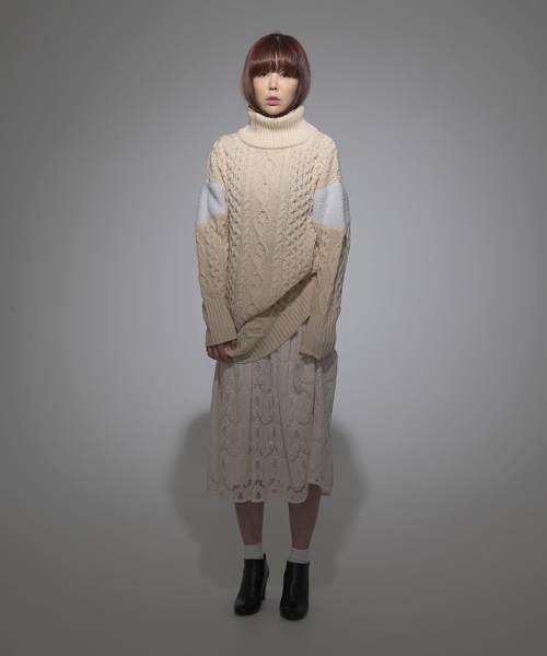 CAROLINA GLASER(カロリナ グレイサー)の「CAROLINA GLASER / レース スカート(スカート・レディース・ブラック/クリーム・ONE SIZE)」の18枚目の写真