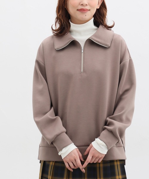 Honeys（ハニーズ）の「ハーフジップゆるトップススウェット（スウェット・レディース・アイボリー/グレイッシュベージュ/モカ/ブラック/オリーブ・L/S/LL/M）」の9枚目の写真