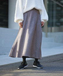 ITEMS URBANRESEARCH（アイテムズ アーバンリサーチ）の「『静電気防止』フェイクスエードタックフレアスカート（スカート）」