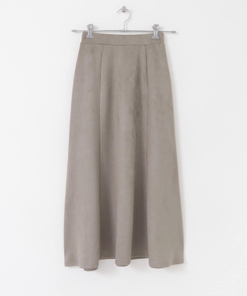 ITEMS URBANRESEARCH（アイテムズ アーバンリサーチ）の「『静電気防止』フェイクスエードタックフレアスカート（スカート・レディース・モカ/ライトベージュ/ライトブルー・FREE）」の11枚目の写真