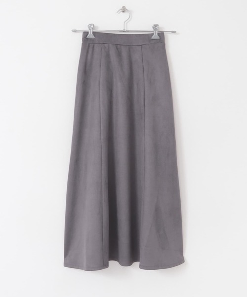 ITEMS URBANRESEARCH（アイテムズ アーバンリサーチ）の「『静電気防止』フェイクスエードタックフレアスカート（スカート・レディース・モカ/ライトベージュ/ライトブルー・FREE）」の10枚目の写真