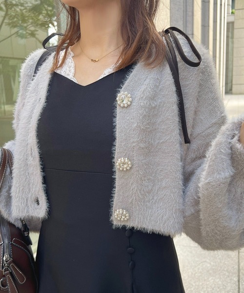 apres jour(アプレジュール)の「フェザーきらきらボタンカーディガン【ZOZOTOWN限定アイテム】(カーディガン/ボレロ・レディース・ブラック/ライトピンク/スモークピンク/ブルーグレー/ライトベージュ/オフホワイト・フリー/X-LARGE)」の20枚目の写真