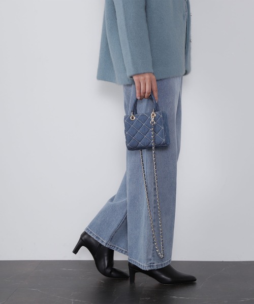 NATURAL BEAUTY BASIC（ナチュラルビューティーベーシック）の「◇【Oggi11月号掲載】タイニーレディバッグ（ショルダーバッグ・レディース・ブルー/ブラック/オフホワイト・ﾌﾘ-）」の9枚目の写真