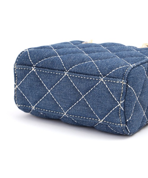 NATURAL BEAUTY BASIC（ナチュラルビューティーベーシック）の「◇【Oggi11月号掲載】タイニーレディバッグ（ショルダーバッグ・レディース・ブルー/ブラック/オフホワイト・ﾌﾘ-）」の17枚目の写真