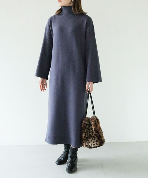 HER CLOSET（ハークローゼット）の「【shemoshelly】タートルネックニットワンピース（ワンピース・レディース・ブラック/ダークネイビー/アイボリー/カーキ・M）」の4枚目の写真