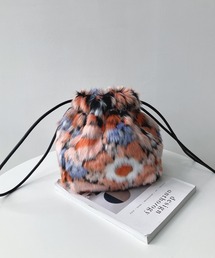 AS KNOW AS plus（アズノゥアズプラス）の「デザイン ボリュームファー巾着バッグ【EC限定アイテム】（ハンドバッグ）」