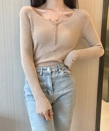 フロントボタン　薄手Vネック長袖ニット