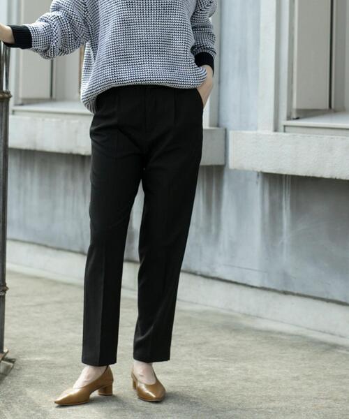 coen（コーエン）の「イージービューティーテーパードパンツ（WEB限定サイズ）（スラックス・レディース・ブラック/ベージュ/ダークグレー/モカ・S/L/M/XL）」の19枚目の写真