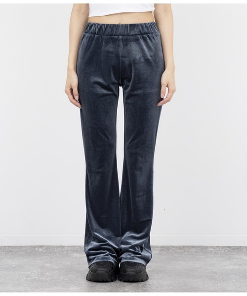 ANAP（アナップ）の「ベロアフレアパンツ（その他パンツ・レディース・ブラック/ブルー/オレンジ・FREE）」の22枚目の写真