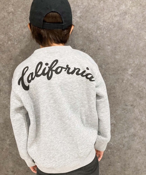 THE CASUAL(カジュアル)の「裏起毛 ワイドシルエット トレーナー(Tシャツ/カットソー・キッズ・グレー系2/グレー系/ネイビー/ブラック系2/ブラック/グレー系3/杢グレー/グリーン/サックスブルー系/グリーン系/グレー系1/ネイビー系/ブラック系3/サックスブルー/ブラック系/ブラック系1・120cm/110cm/140cm/160cm/150cm/130cm)」の8枚目の写真