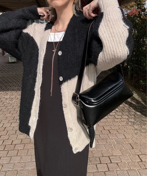 y/m by misato（イムバイミサト）の「バイカラーニットカーディガン（カーディガン/ボレロ・レディース・ブラック/アイボリー/グレー・FREE）」の3枚目の写真