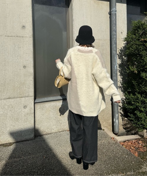 y/m by misato（イムバイミサト）の「バイカラーニットカーディガン（カーディガン/ボレロ・レディース・ブラック/アイボリー/グレー・FREE）」の4枚目の写真