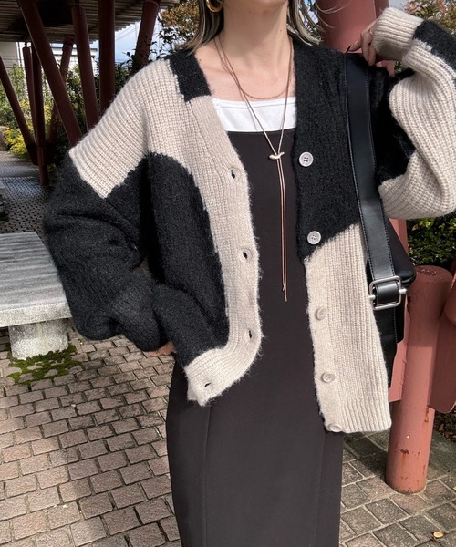 y/m by misato（イムバイミサト）の「バイカラーニットカーディガン（カーディガン/ボレロ・レディース・ブラック/アイボリー/グレー・FREE）」の8枚目の写真