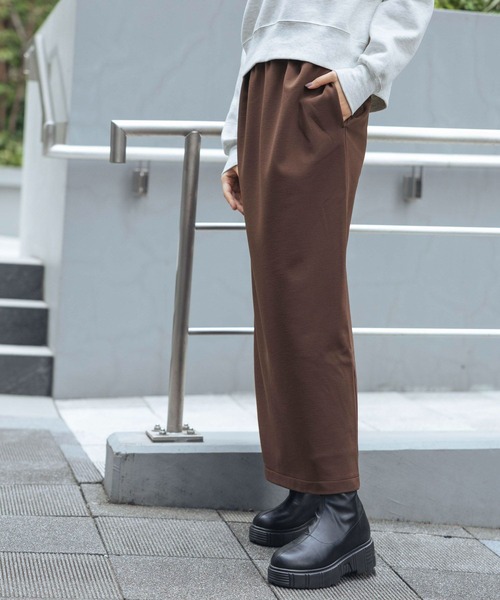 LAKOLE（ラコレ）の「起毛ジョーゼットナロースカート / 988121（スカート・レディース・アイボリー/ブラック/ブラウン・MEDIUM/SMALL）」の6枚目の写真