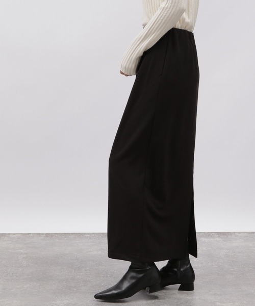 LAKOLE（ラコレ）の「起毛ジョーゼットナロースカート / 988121（スカート・レディース・アイボリー/ブラック/ブラウン・MEDIUM/SMALL）」の11枚目の写真