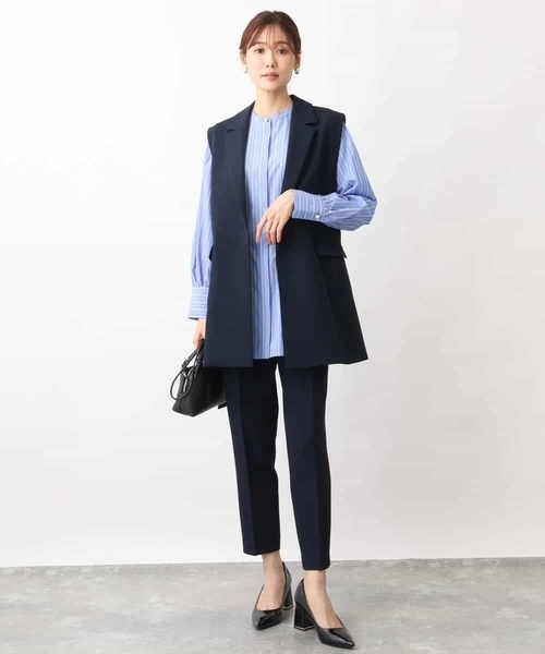 MK MICHEL KLEIN(エムケーミッシェルクラン)の「ベーシックテーパードパンツ/制菌加工/洗える(スラックス・レディース・ネイビー/グレイッシュベージュ・40/38/36)」の11枚目の写真