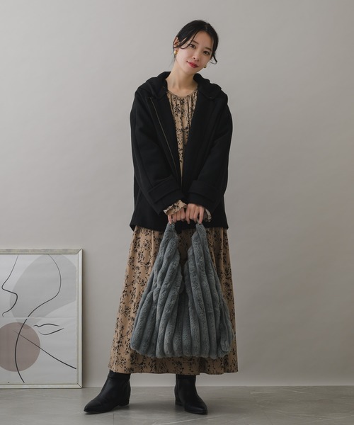 KATHARINE ROSS(キャサリンロス)の「【KATHARINE ROSS】WEB限定 エコファーワンショルバッグ(トートバッグ・レディース・ブラウン/グレー/ブラック/グレイッシュベージュ・MEDIUM)」の15枚目の写真