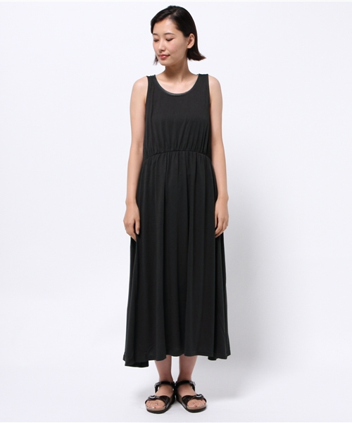 LBC（エルビーシー）の「T/Rマキシワンピース（ワンピース・レディース・オリーブ/スカイブルー/ダークグレー・MEDIUM/LARGE）」の2枚目の写真