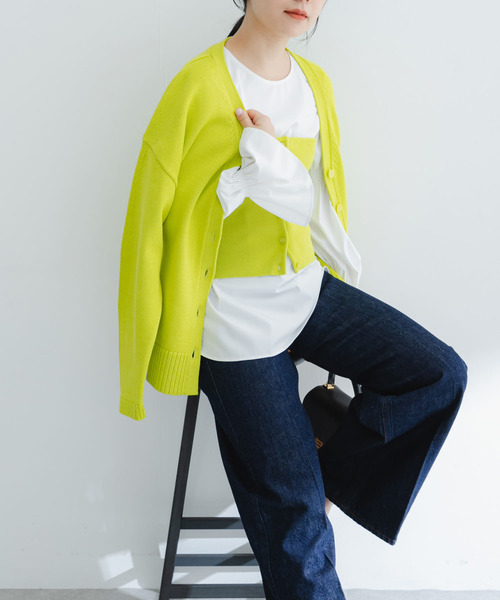 URBAN RESEARCH ROSSO WOMEN(アーバンリサーチ ロッソ)の「ボタンデザインベアトップ(ニット/セーター・レディース・イエロー/アイボリー・FREE)」の13枚目の写真