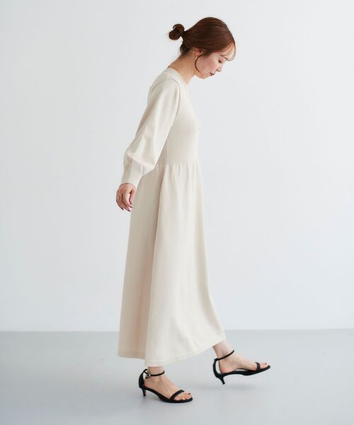 le.coeur blanc(ルクールブラン)の「フレアニットワンピース(ワンピース・レディース・アイボリー/ブラック・38)」の18枚目の写真