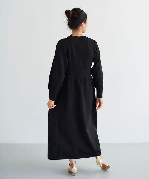 le.coeur blanc(ルクールブラン)の「フレアニットワンピース(ワンピース・レディース・アイボリー/ブラック・38)」の6枚目の写真