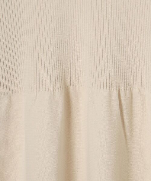 le.coeur blanc(ルクールブラン)の「フレアニットワンピース(ワンピース・レディース・アイボリー/ブラック・38)」の14枚目の写真