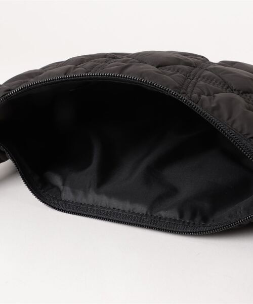 repipi armario（レピピ アルマリオ）の「ラウンドキルティングショルダー（ショルダーバッグ・キッズ・ホワイト/ブルー/ブラック・FREE）」の6枚目の写真