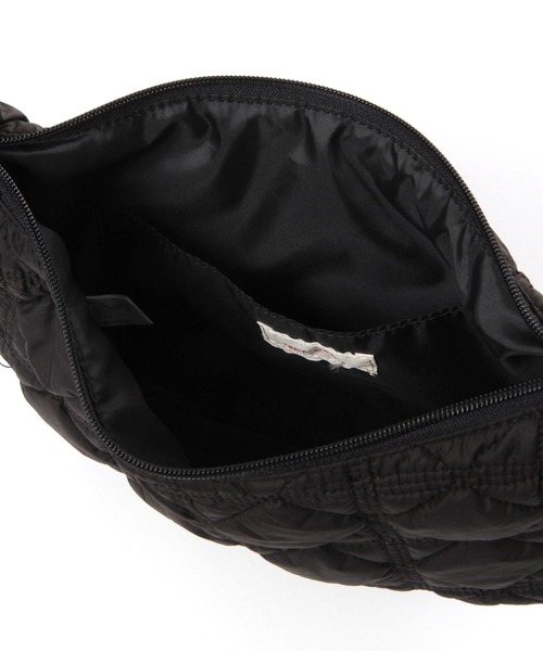 repipi armario（レピピ アルマリオ）の「ラウンドキルティングショルダー（ショルダーバッグ・キッズ・ホワイト/ブルー/ブラック・FREE）」の18枚目の写真